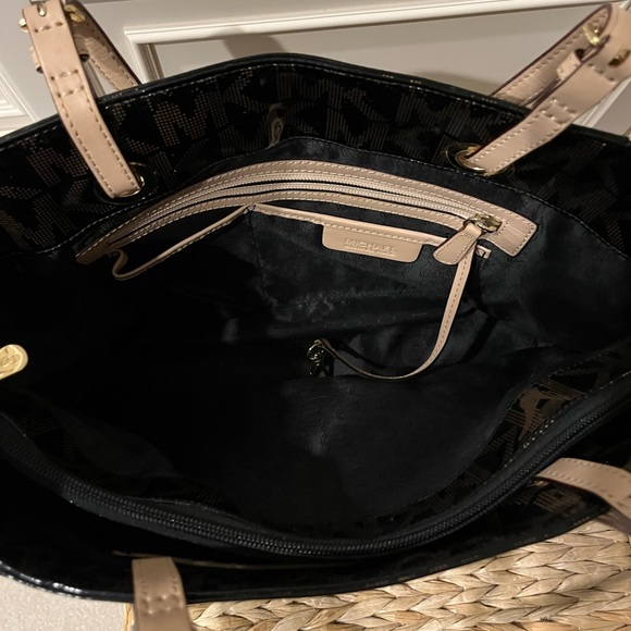 MICHAEL KORS MEDIUM TOTE - Picture 6 of 10